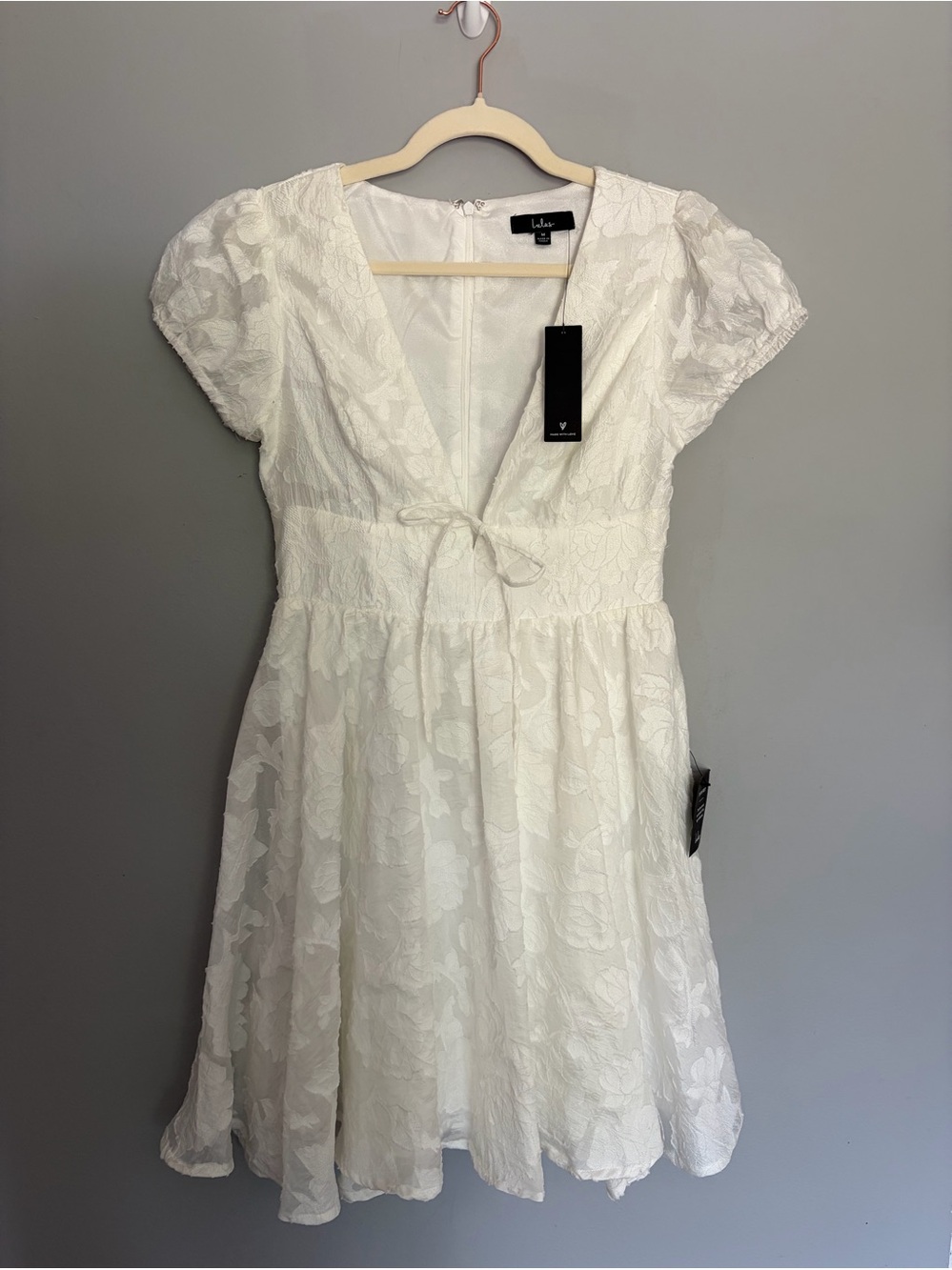 NWT Lulus Admirable Spirit Ivory Floral Jacquard Puff Sleeve Mini Dress Size M